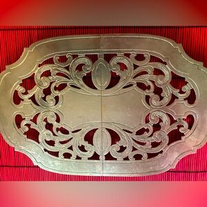 Vtg expandable footed silver-plate trivet